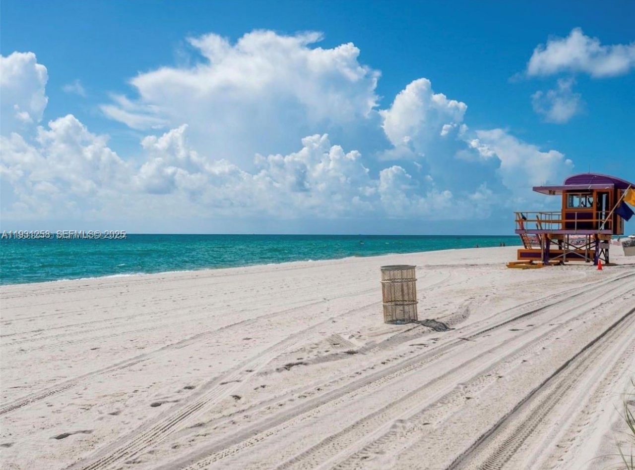 5005 Collins Ave , Unit 1506, Miami Beach, FL 33140 Photo