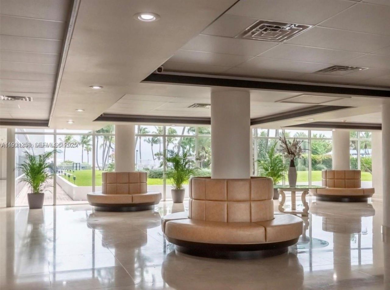 5005 Collins Ave , Unit 1506, Miami Beach, FL 33140 Photo