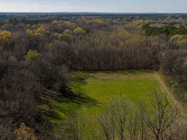 Oktoc Road, Starkville, MS 39759