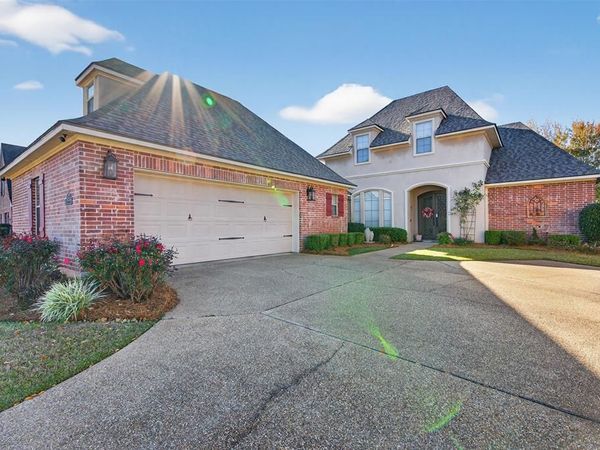 9040 Hayden Drive, Shreveport, LA 71106