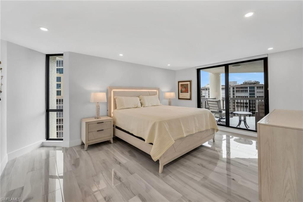 4551 Gulf Shore Blvd N, Unit 1805, Naples, FL 34103 Photo