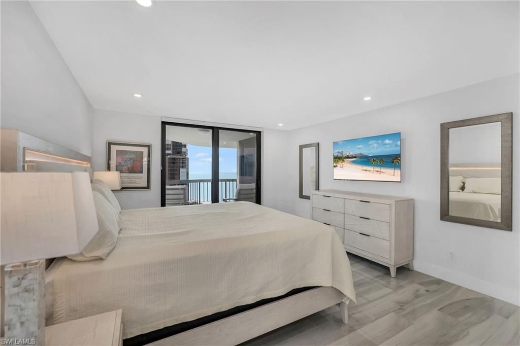 4551 Gulf Shore Blvd N, Unit 1805, Naples, FL 34103 Photo