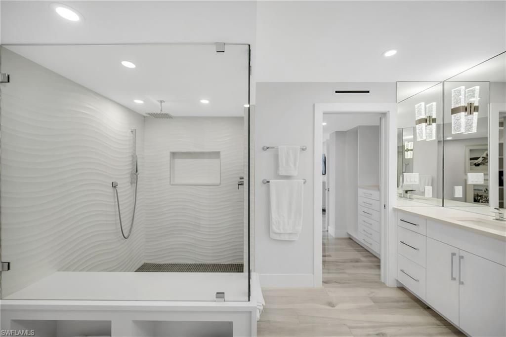 4551 Gulf Shore Blvd N, Unit 1805, Naples, FL 34103 Photo