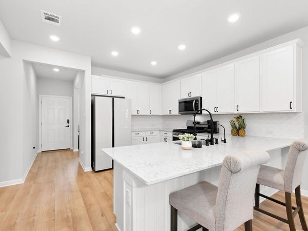 723 Gray Fox LOOP, Hutto, TX 78634