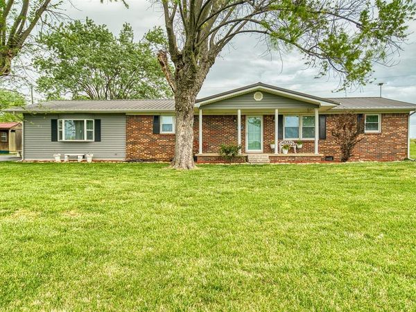 8362 New Bowling Green Road, Smiths Grove, KY 42171