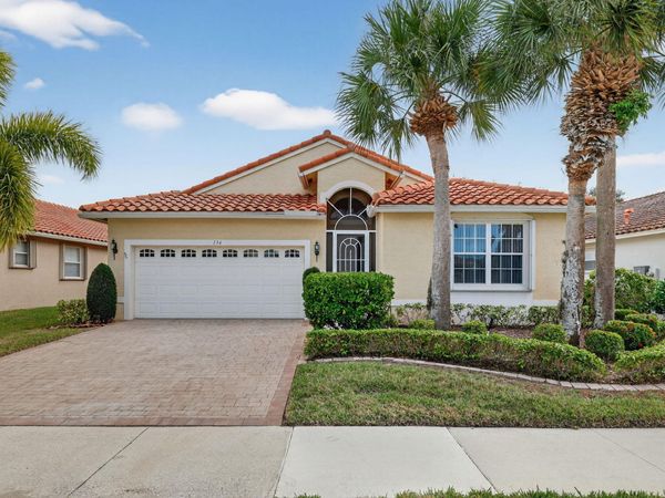 136 NW Lawton Road, Port Saint Lucie, FL 34986