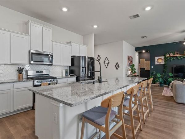 3816 Waldorf Drive, Denton, TX 76208