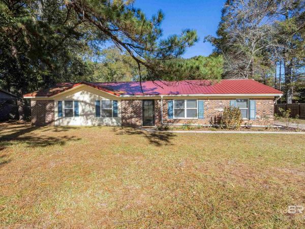 1109 Caroline Avenue, Daphne, AL 36526