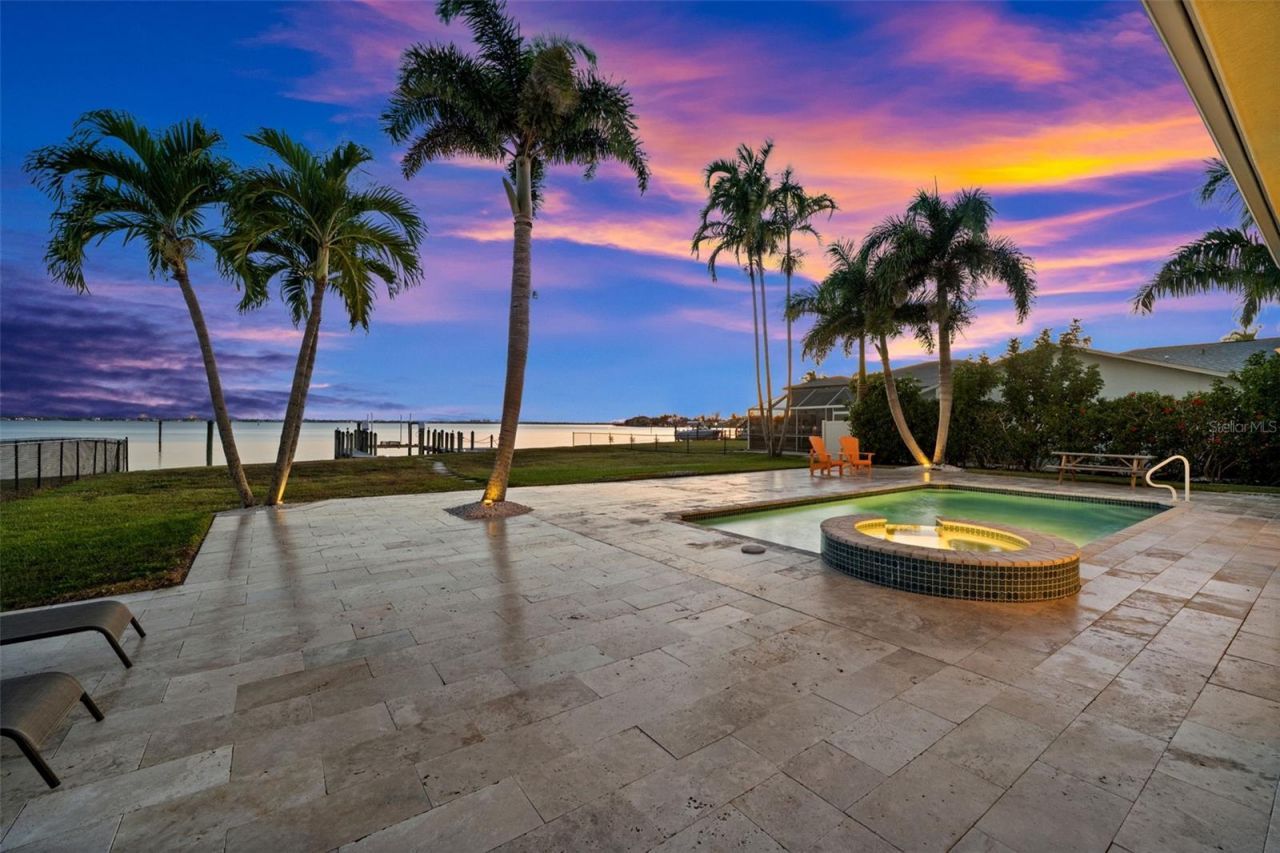 264 Bayshore Drive, Cape Coral, FL 33904 Photo