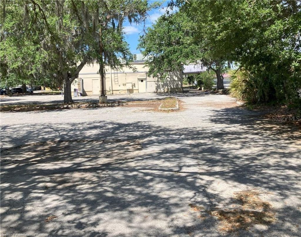 939 S 6th Avenue, Wauchula, FL 33873 Photo