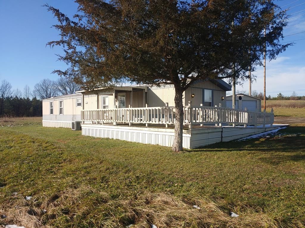 151 Meadow Run Road, Waverly, OH 45690 Main Photo