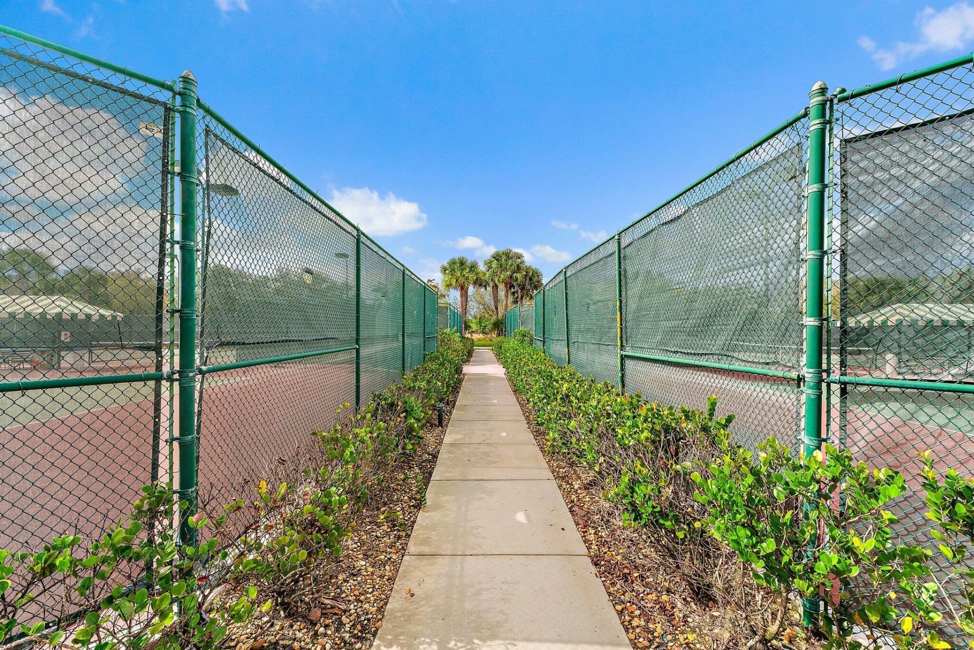 9054 SE Hawks Nest Court, Hobe Sound, FL 33455 Photo