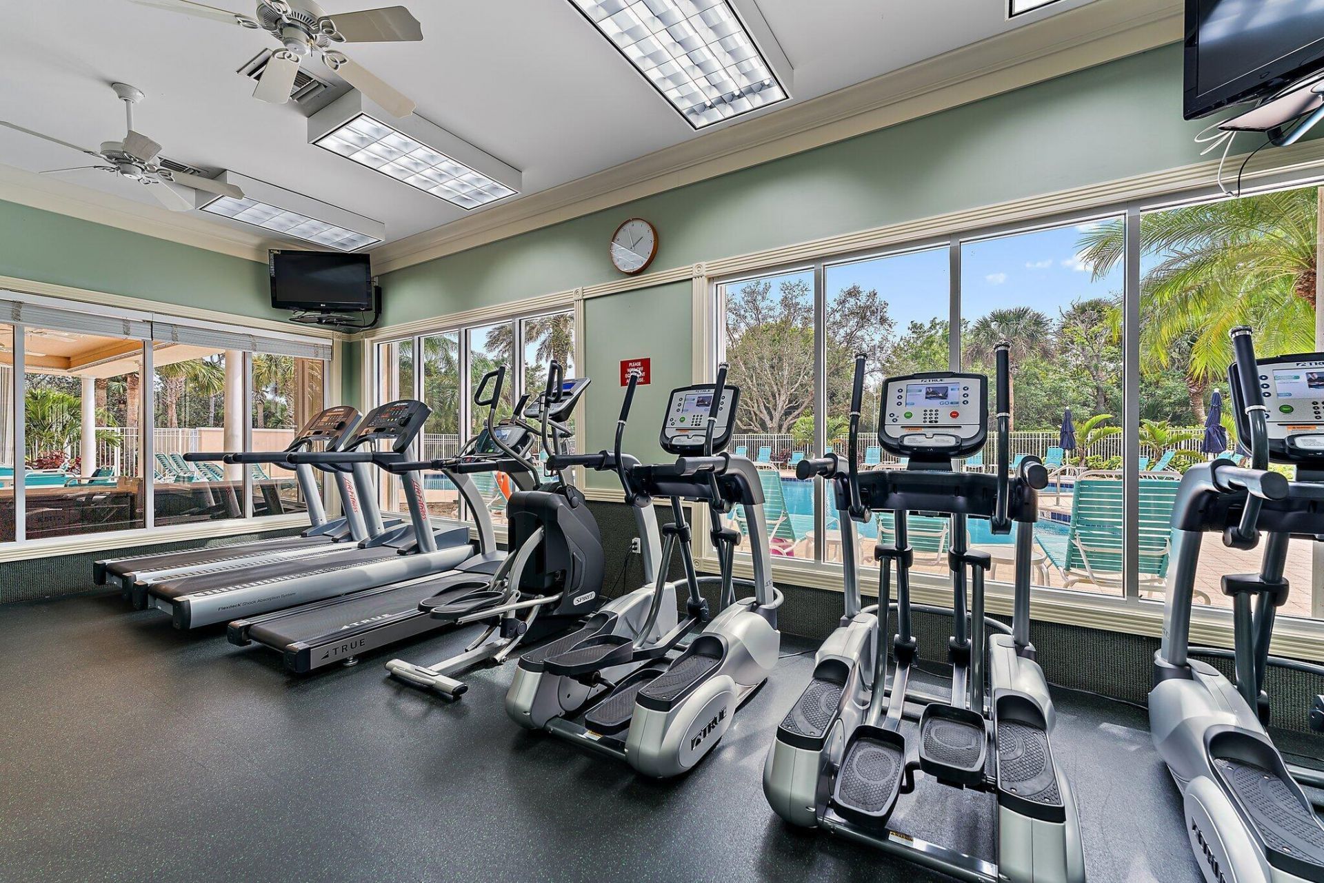 9054 SE Hawks Nest Court, Hobe Sound, FL 33455 Photo