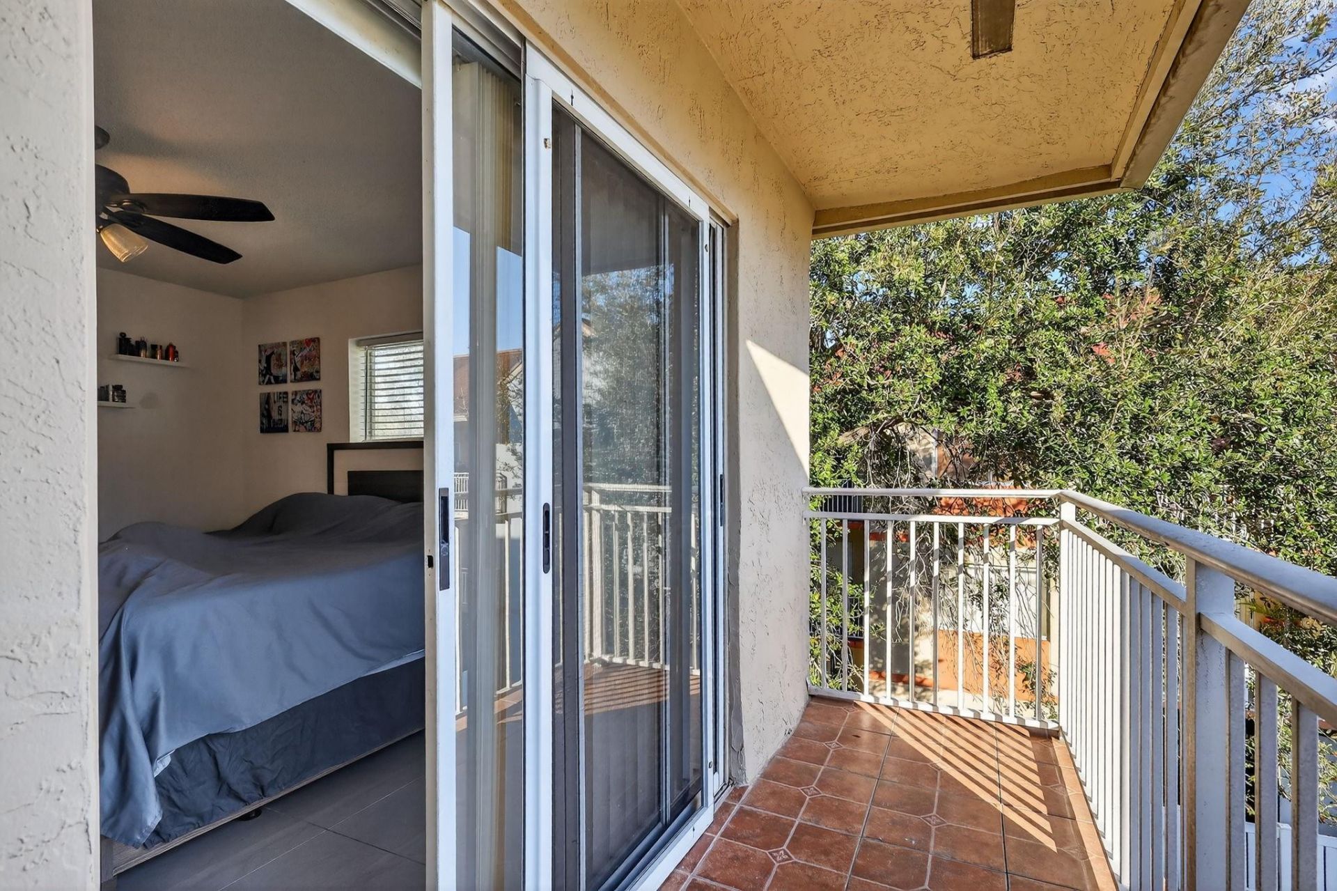 18840 NW 57th Avenue, Unit 302, Hialeah, FL 33015 Photo