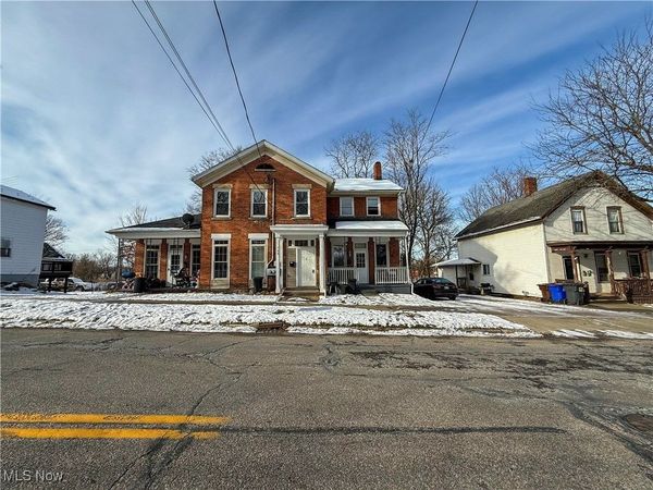 153 N Sycamore Street, Ravenna, OH 44266