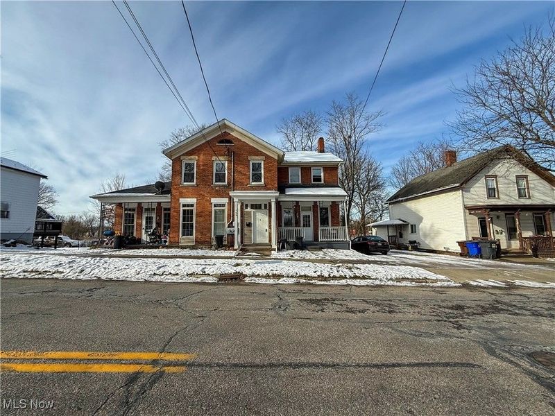 153 N Sycamore Street, Ravenna, OH 44266 Photo 1