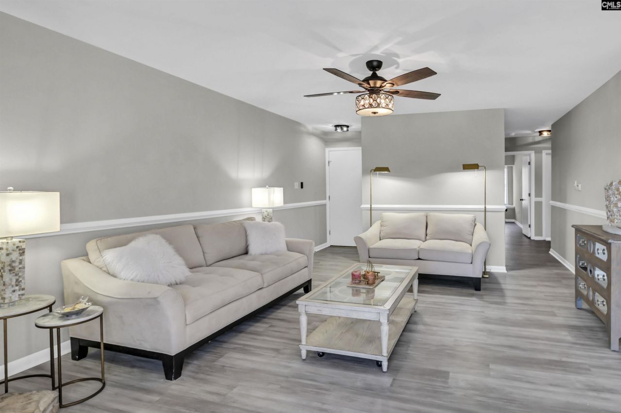 320 Shoreline Drive Photo 24