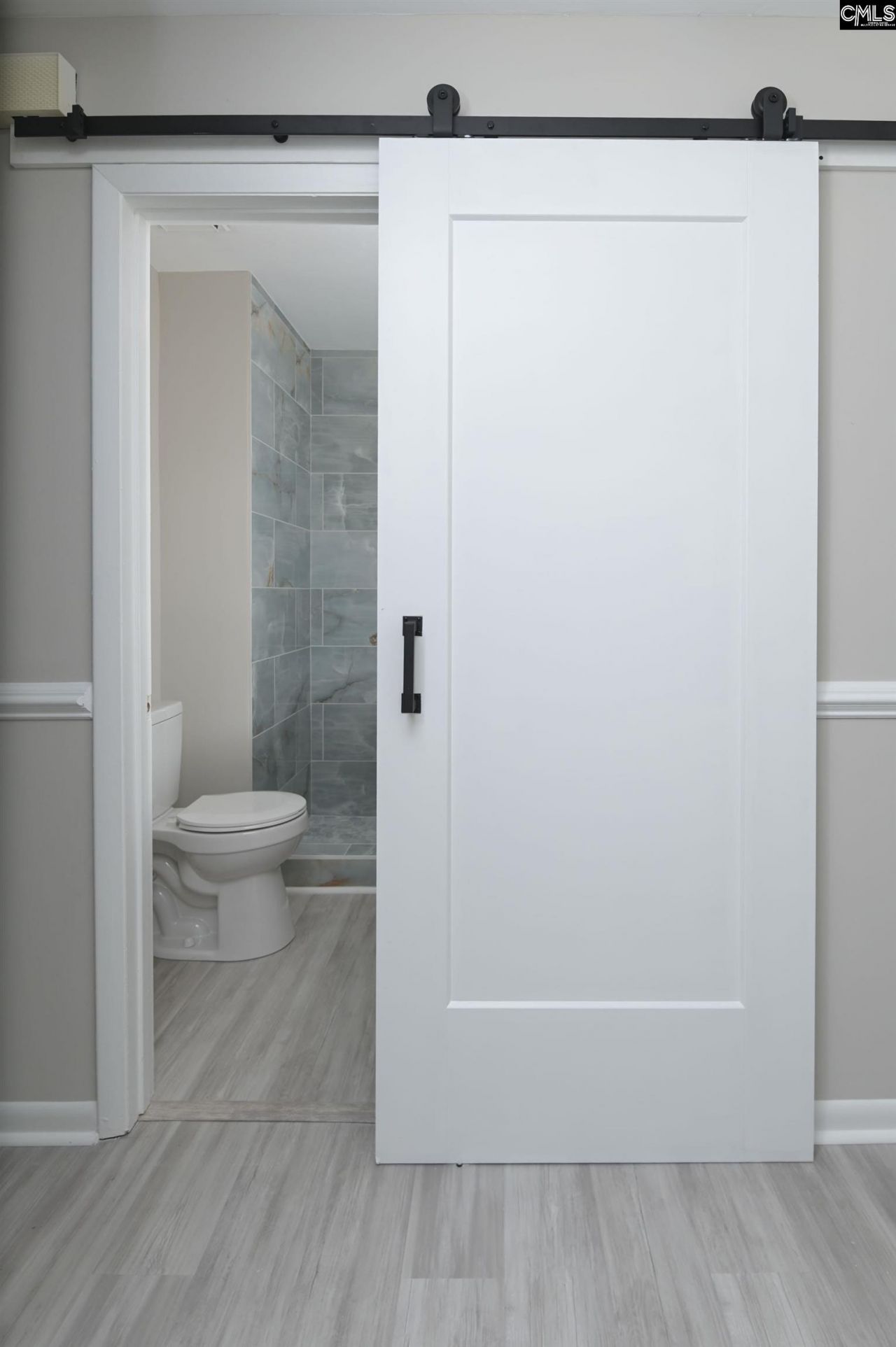 320 Shoreline Drive Photo 29