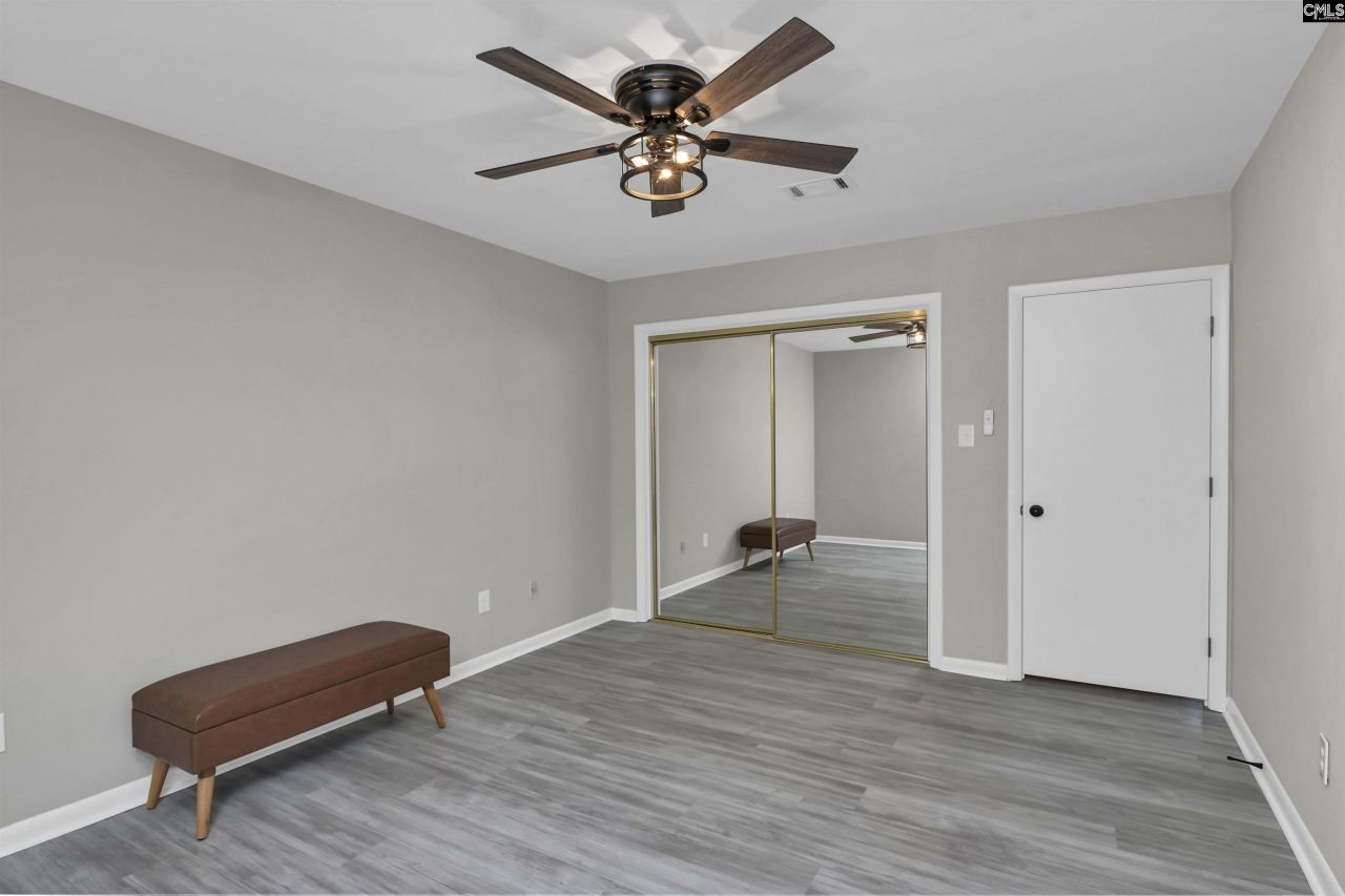 320 Shoreline Drive Photo 36