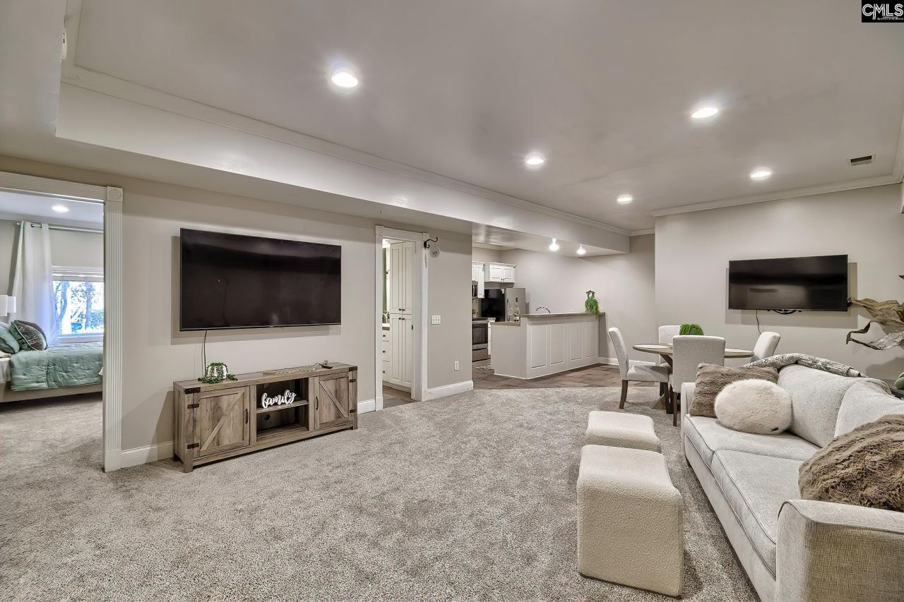 417 Oxenbridge Way Photo 36