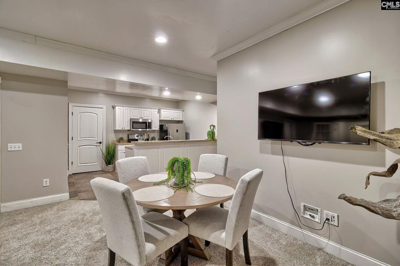 417 Oxenbridge Way Photo 38