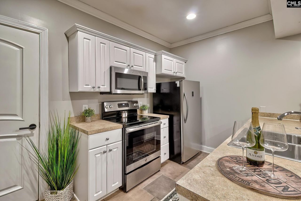 417 Oxenbridge Way Photo 40