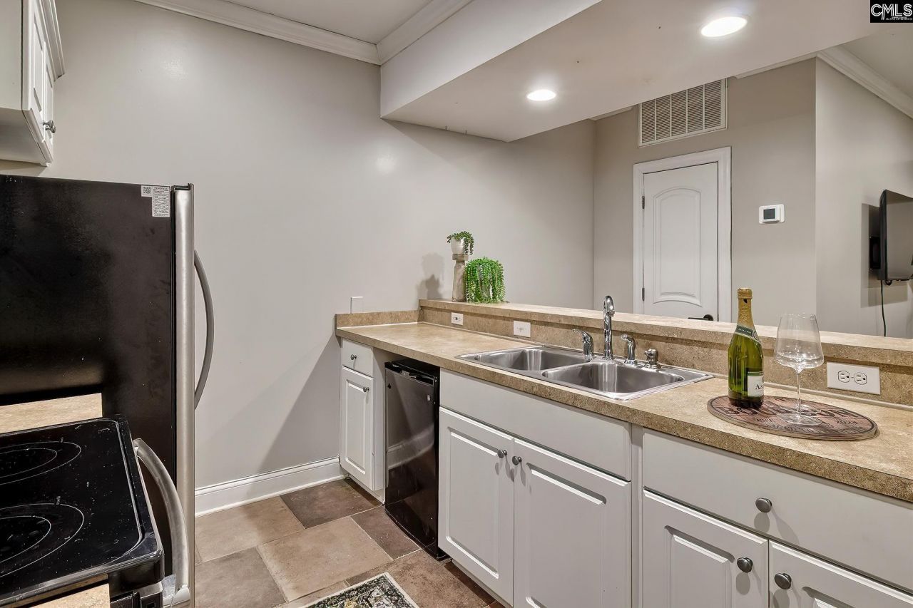 417 Oxenbridge Way Photo 41