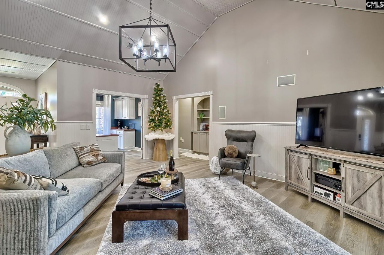 417 Oxenbridge Way Photo 6