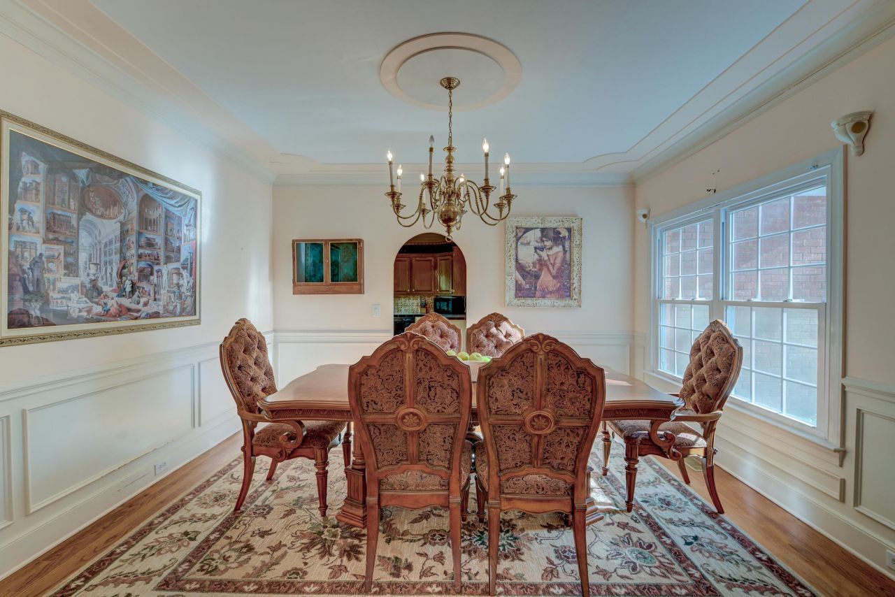 100 Rexford Court Photo 46