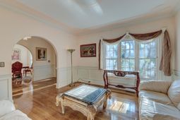 100 Rexford Court photo 4