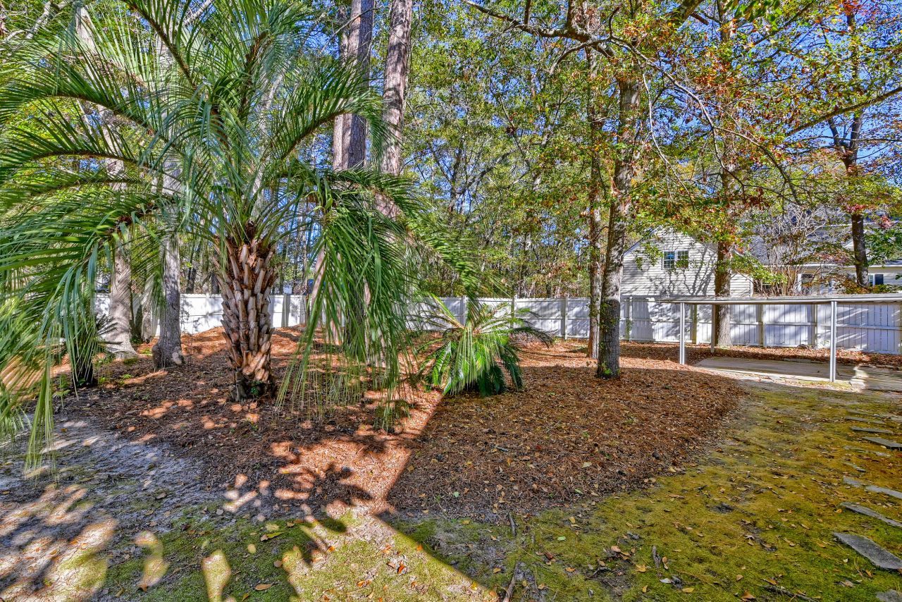 100 Rexford Court Photo 61