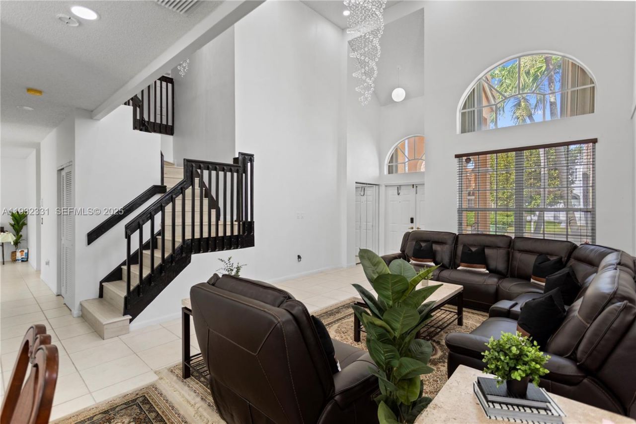 15558 NW 12th Ct, Pembroke Pines, FL 33028 Photo