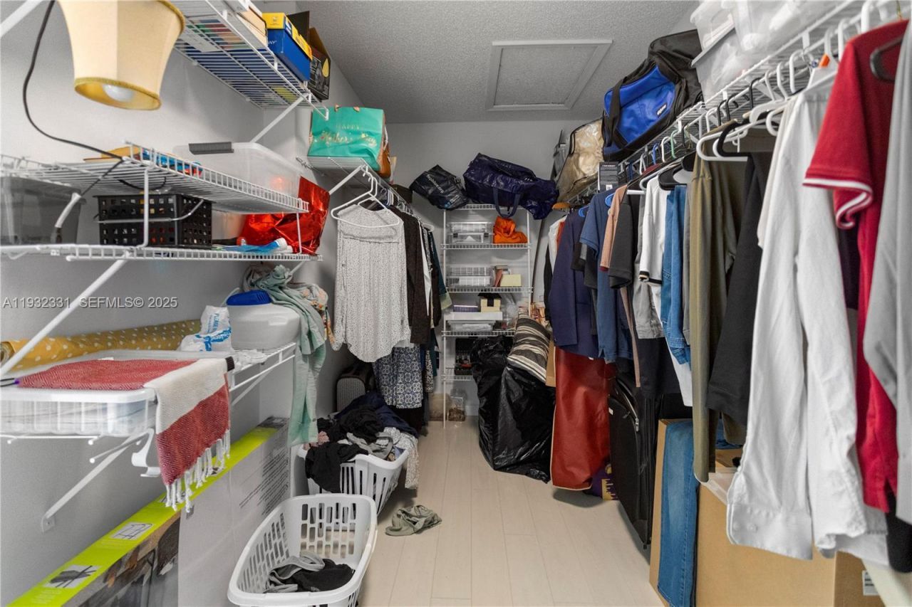 15558 NW 12th Ct, Pembroke Pines, FL 33028 Photo