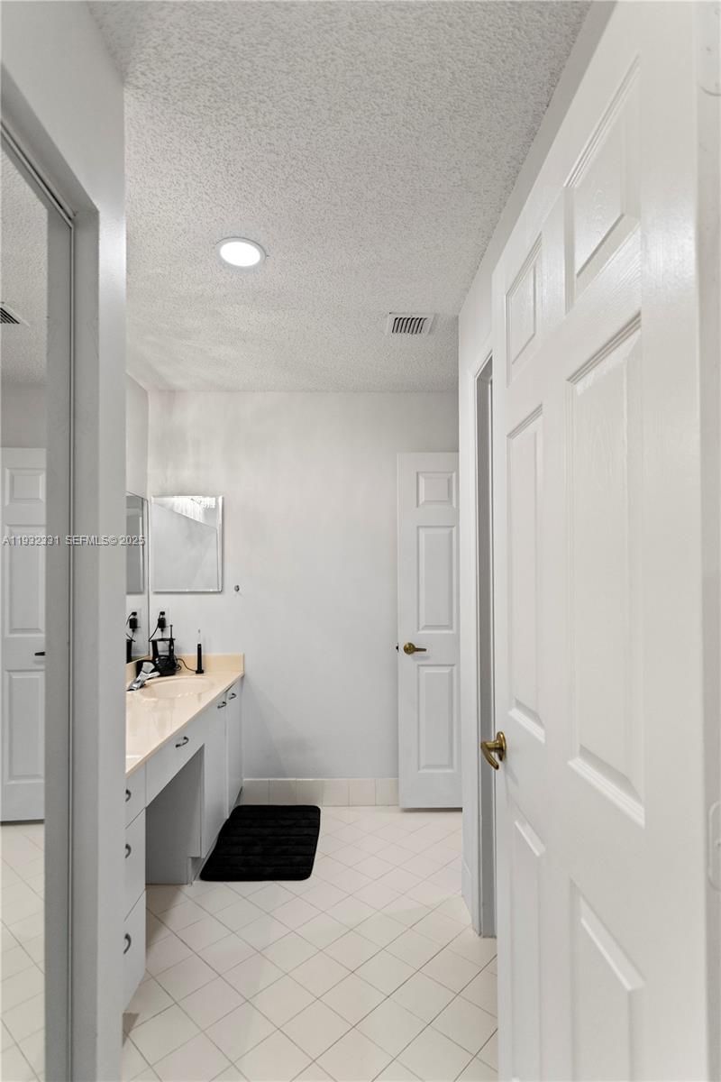 15558 NW 12th Ct, Pembroke Pines, FL 33028 Photo