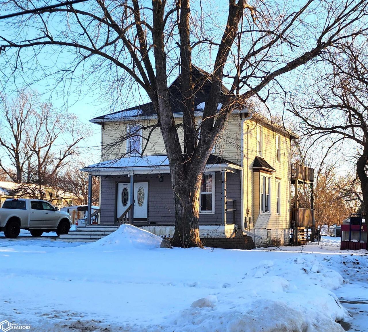 414 S Jackson Avenue, Eagle Grove, IA 50533 Main Photo