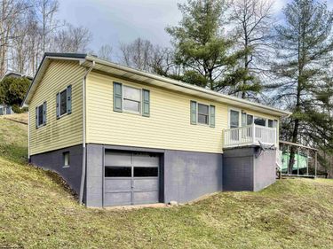 288 Bolyard Road, Grafton, WV 26354