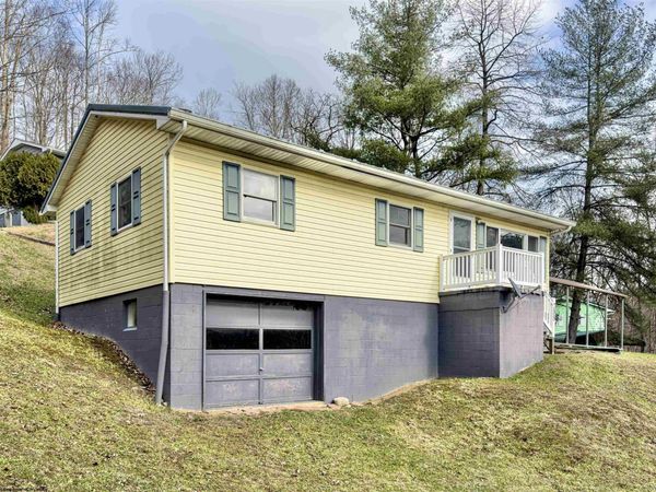 288 Bolyard Road, Grafton, WV 26354