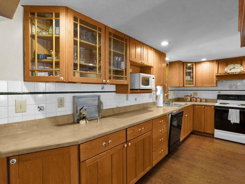 15 Lexington Ontario Road, Ontario, OH 44903 Photo 10