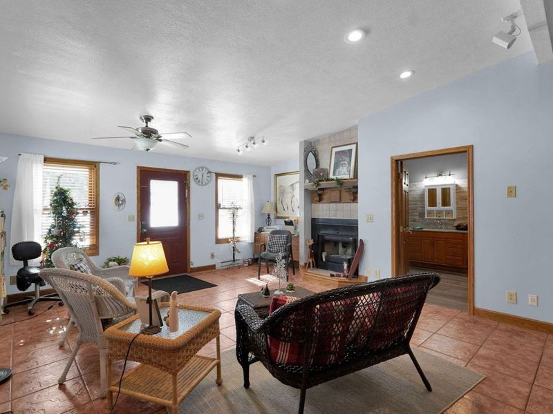 15 Lexington Ontario Road, Ontario, OH 44903 Photo 16