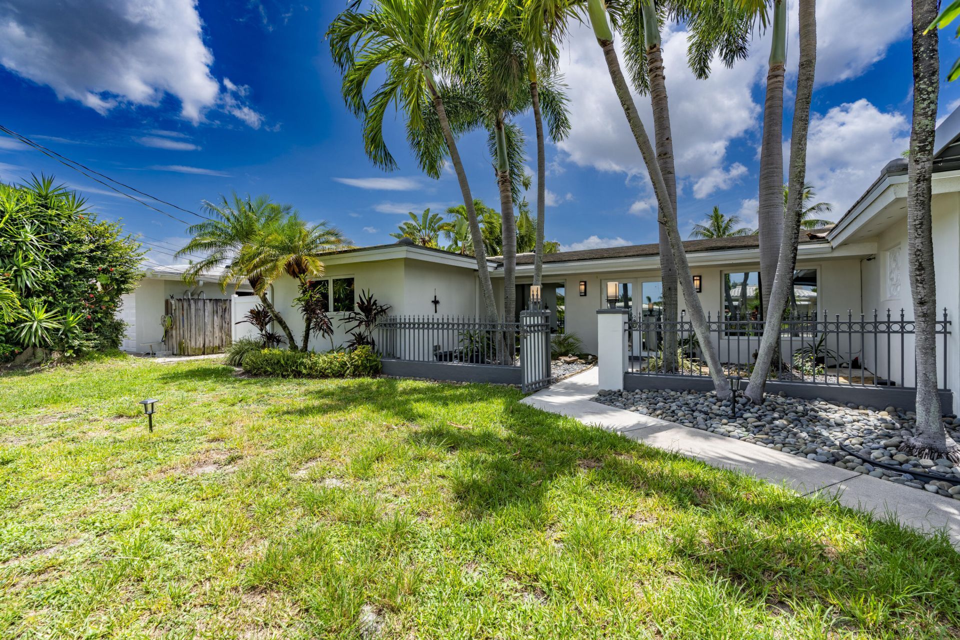 851 SE 5th Avenue, Pompano Beach, FL 33060 Photo