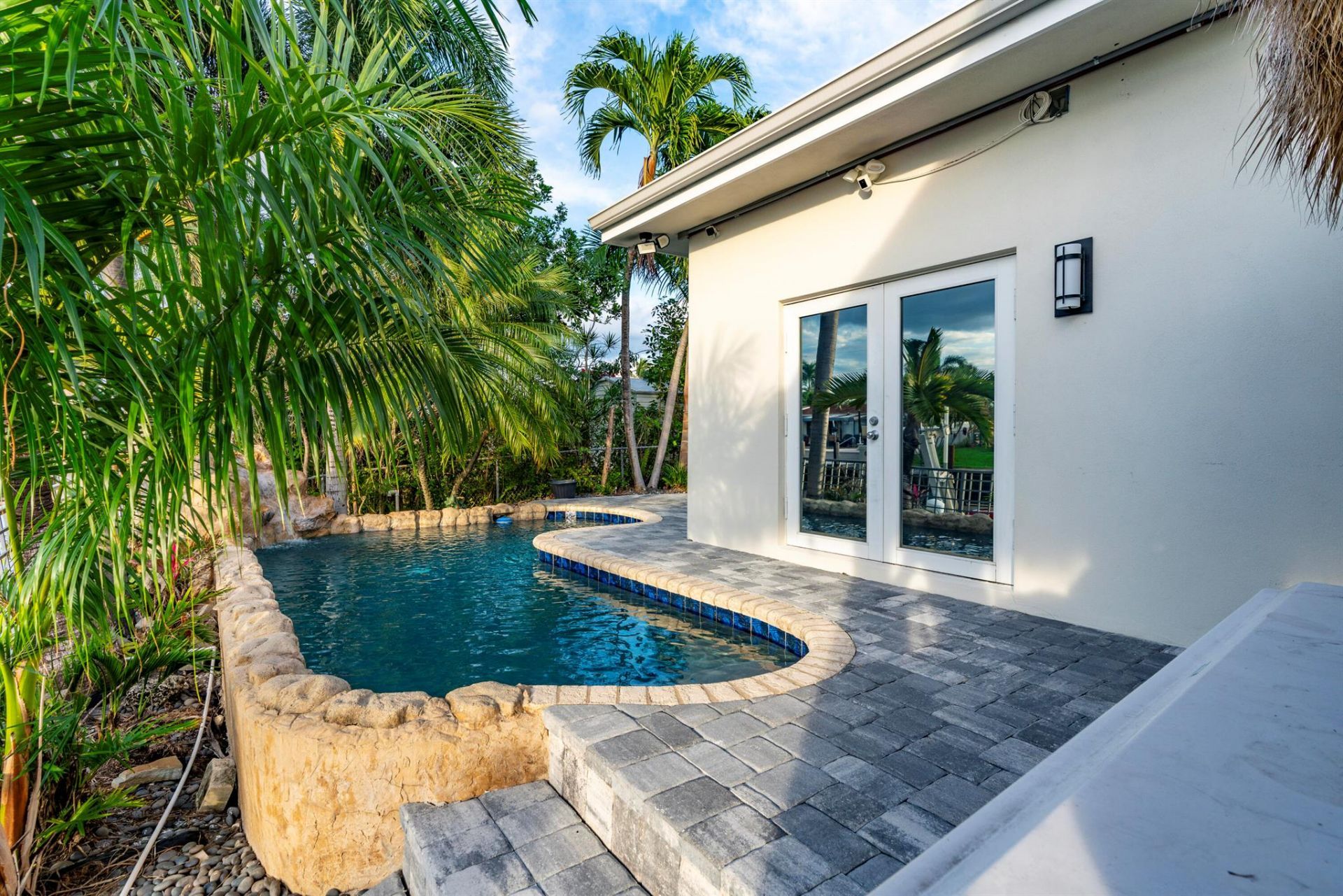 851 SE 5th Avenue, Pompano Beach, FL 33060 Photo