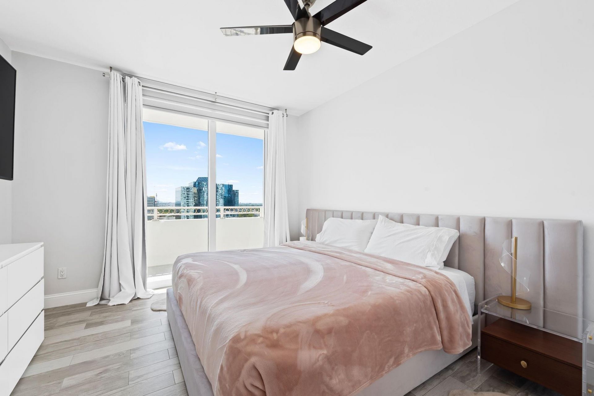 511 SE 5th Avenue, Unit 1709, Fort Lauderdale, FL 33301 Photo