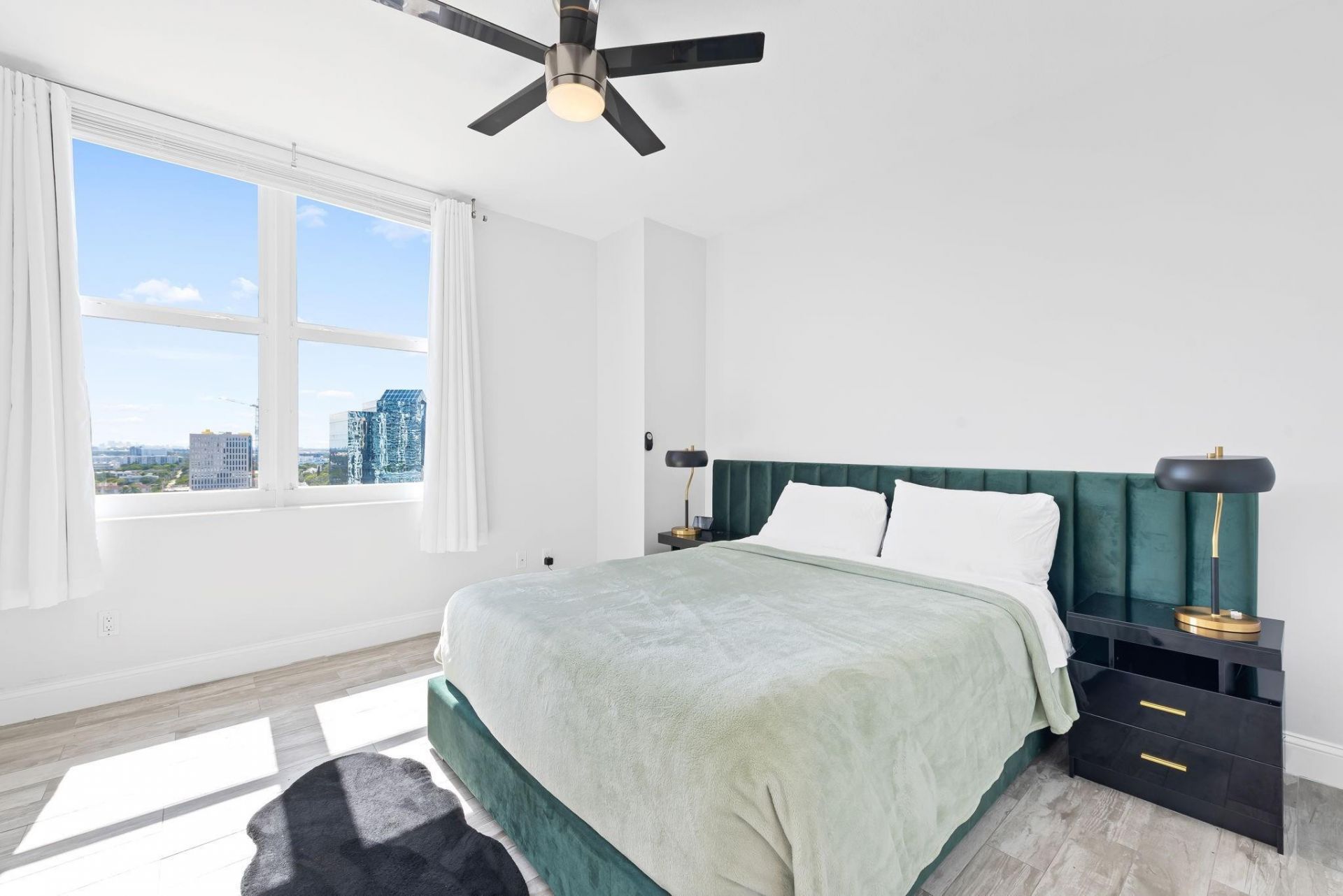 511 SE 5th Avenue, Unit 1709, Fort Lauderdale, FL 33301 Photo