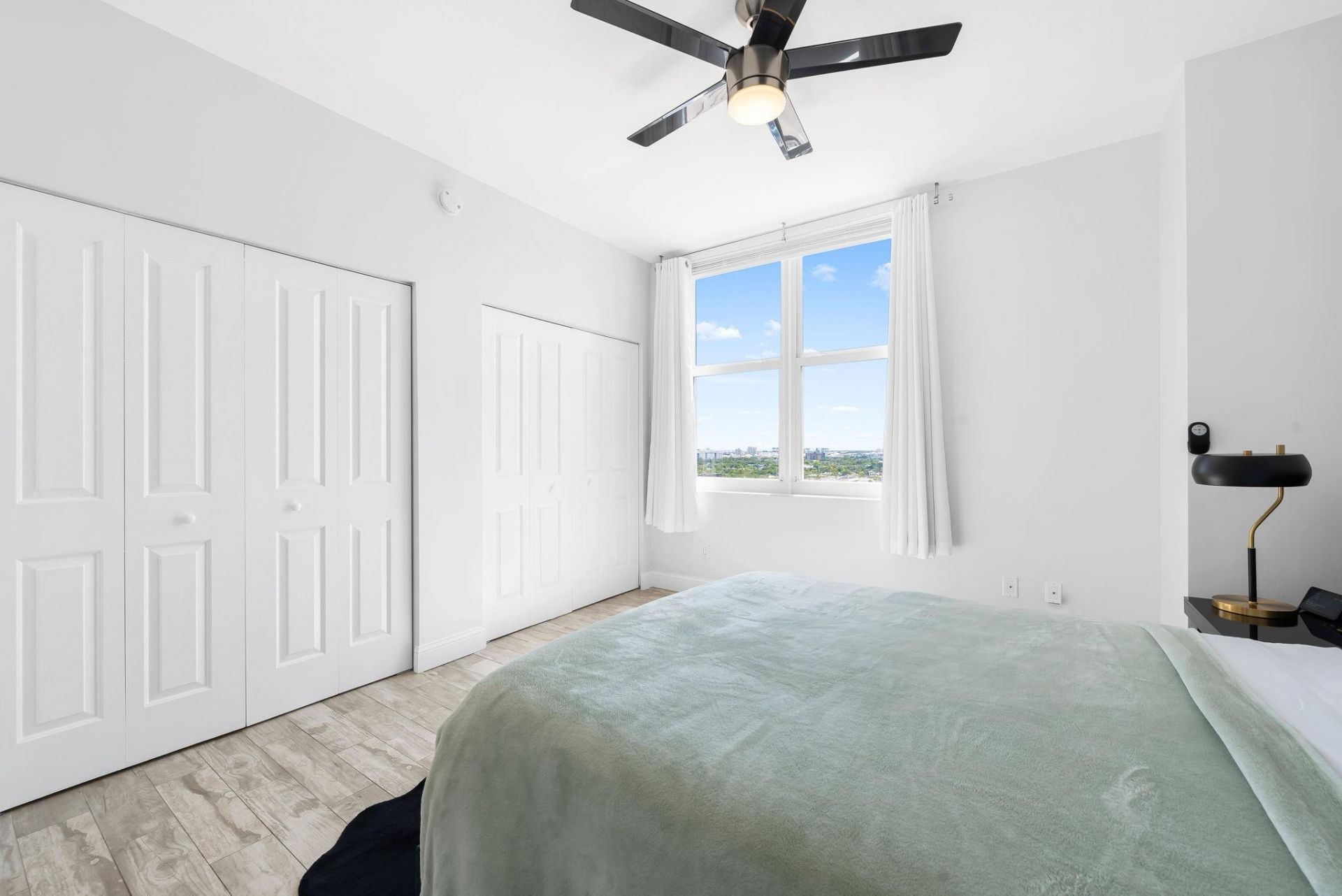 511 SE 5th Avenue, Unit 1709, Fort Lauderdale, FL 33301 Photo