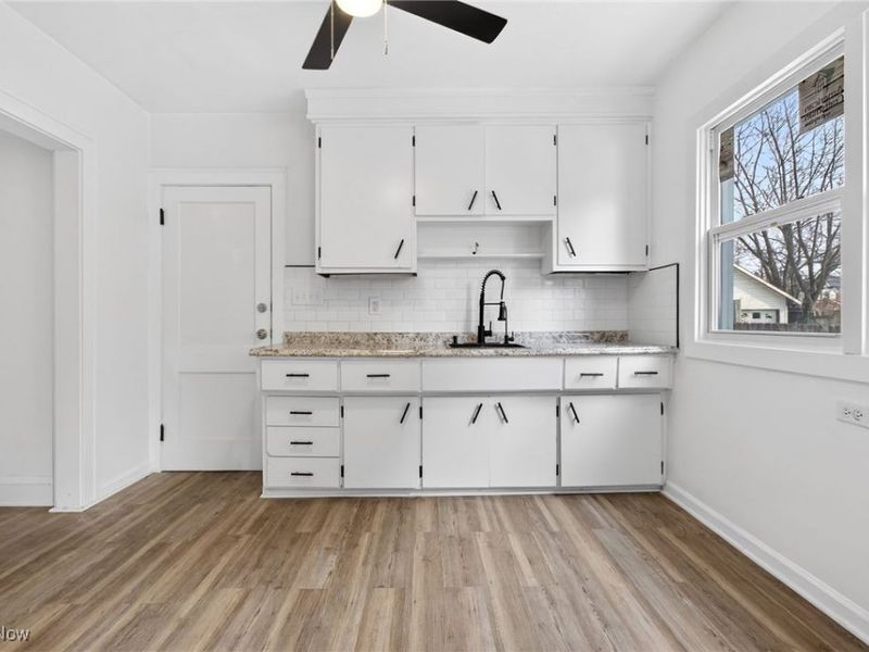 833 E 156th Street, Cleveland, OH 44110 Photo 20