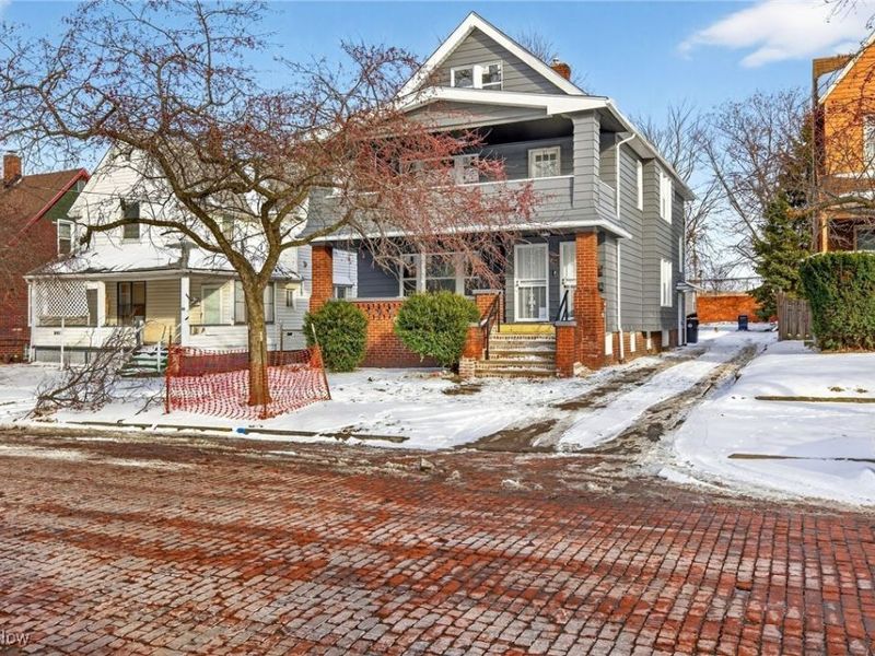 833 E 156th Street, Cleveland, OH 44110 Photo 3