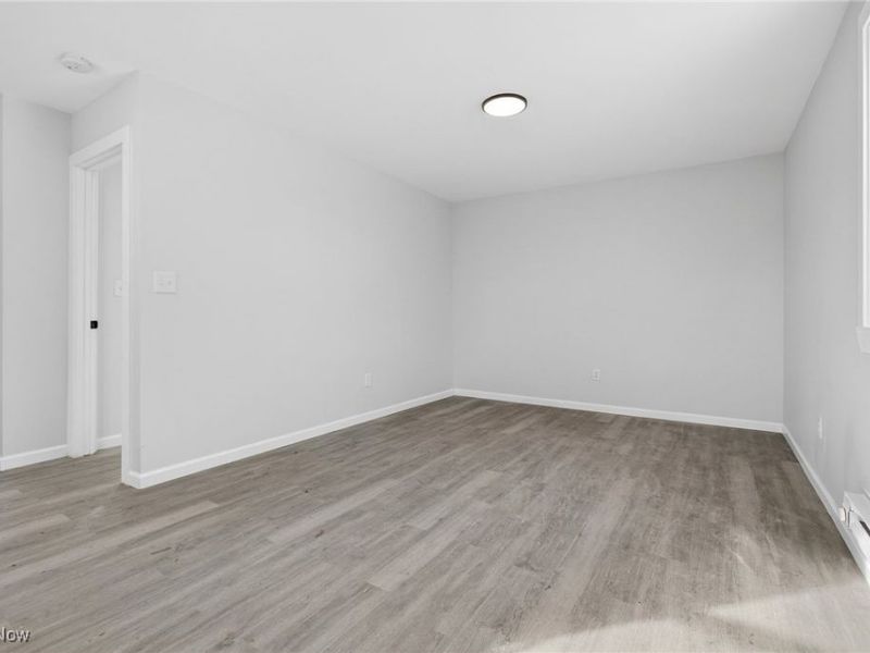 833 E 156th Street, Cleveland, OH 44110 Photo 48