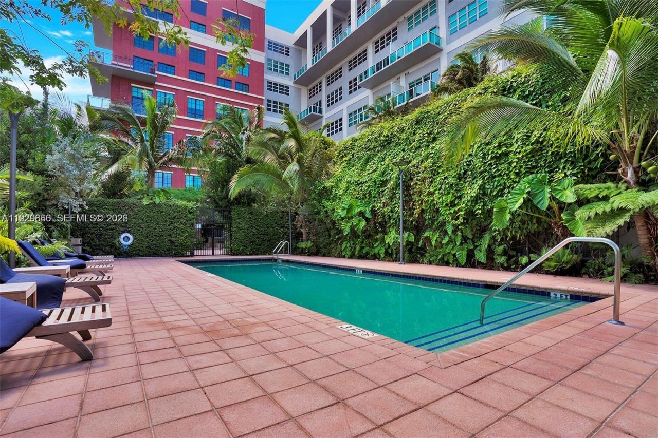 1749 NE Miami Ct, Unit 515, Miami, FL 33132 Photo