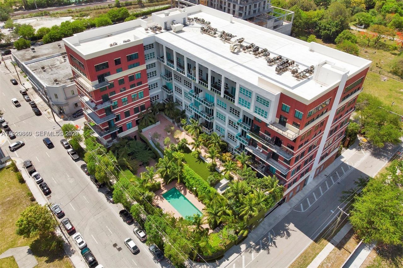1749 NE Miami Ct, Unit 515, Miami, FL 33132 Photo