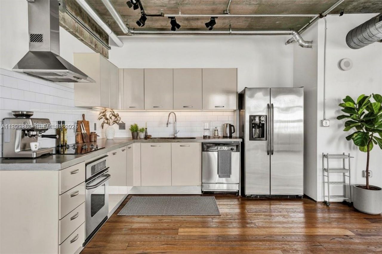 1749 NE Miami Ct , Unit 515, Miami, FL 33132 Photo